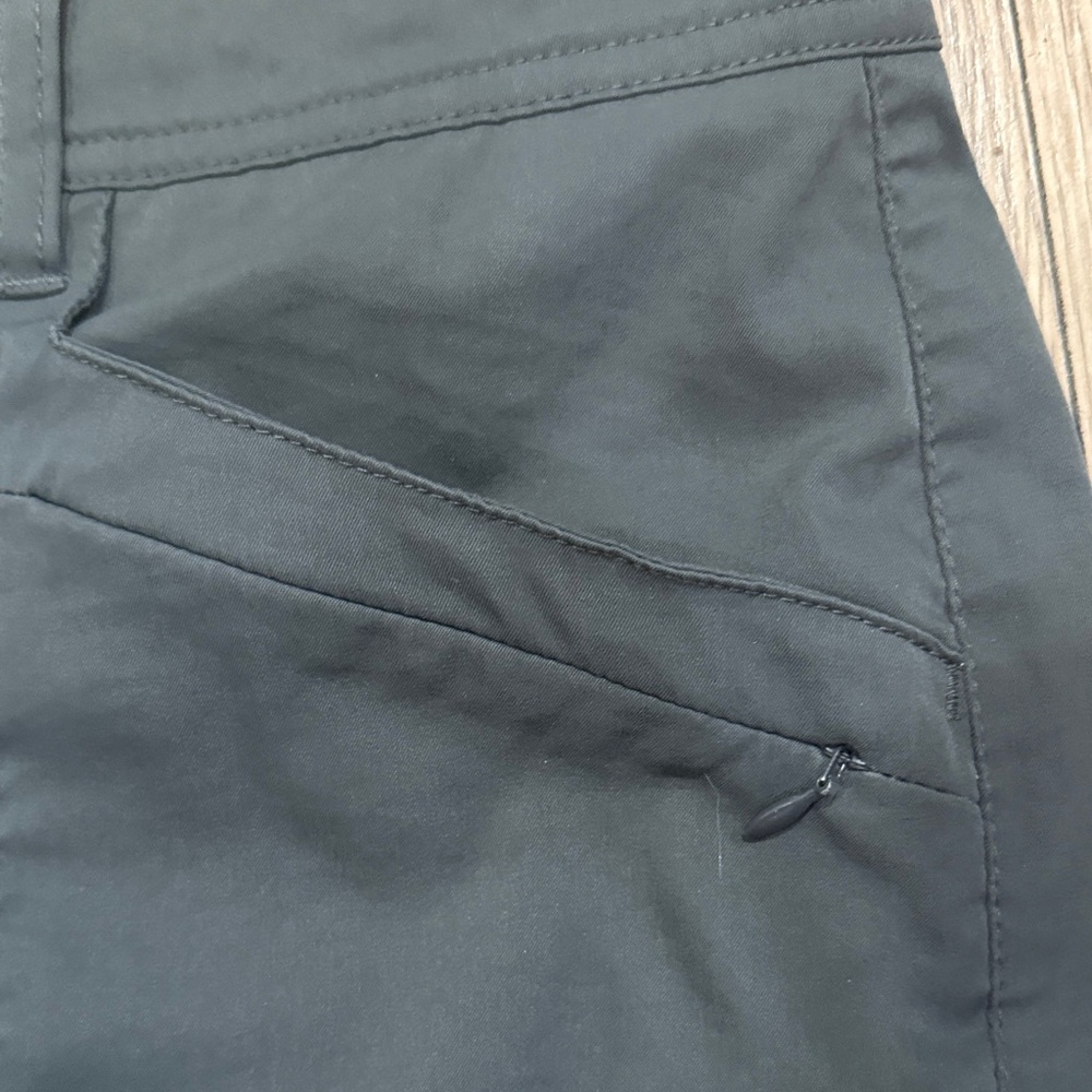 TOAD & CO. METROLITE HIKING SHORT - WOMEN'S - Picture 2 of 6